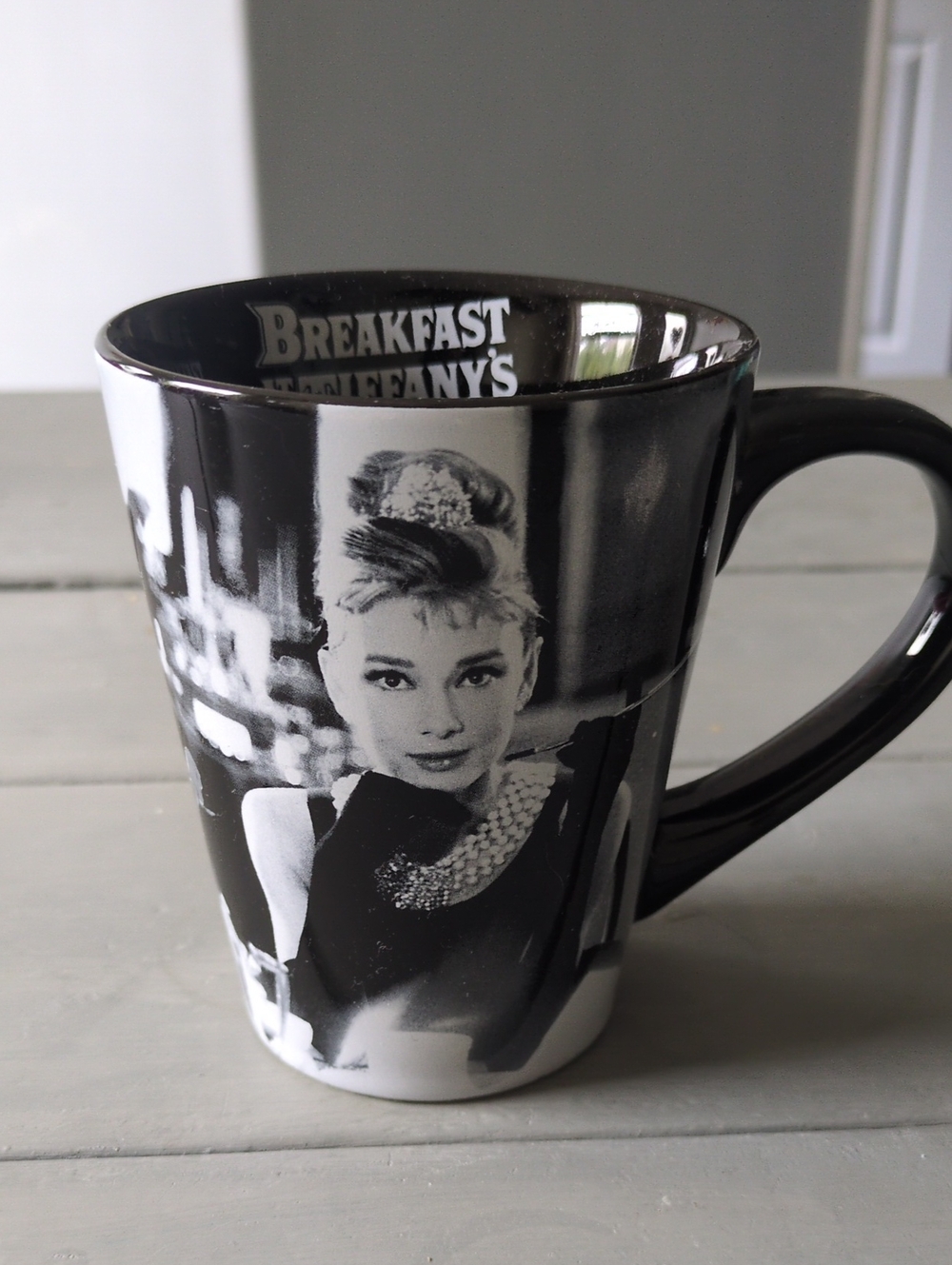 Breakfast at Tiffany's Audrey Hepburn Black Ceramic Mug